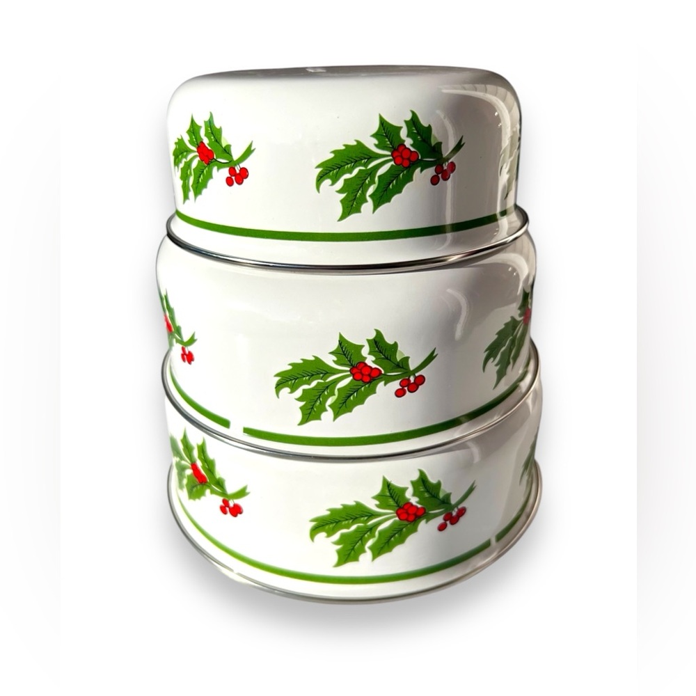 Vintage Green Holly Set of Three Metal with Berry Christmas Bowls